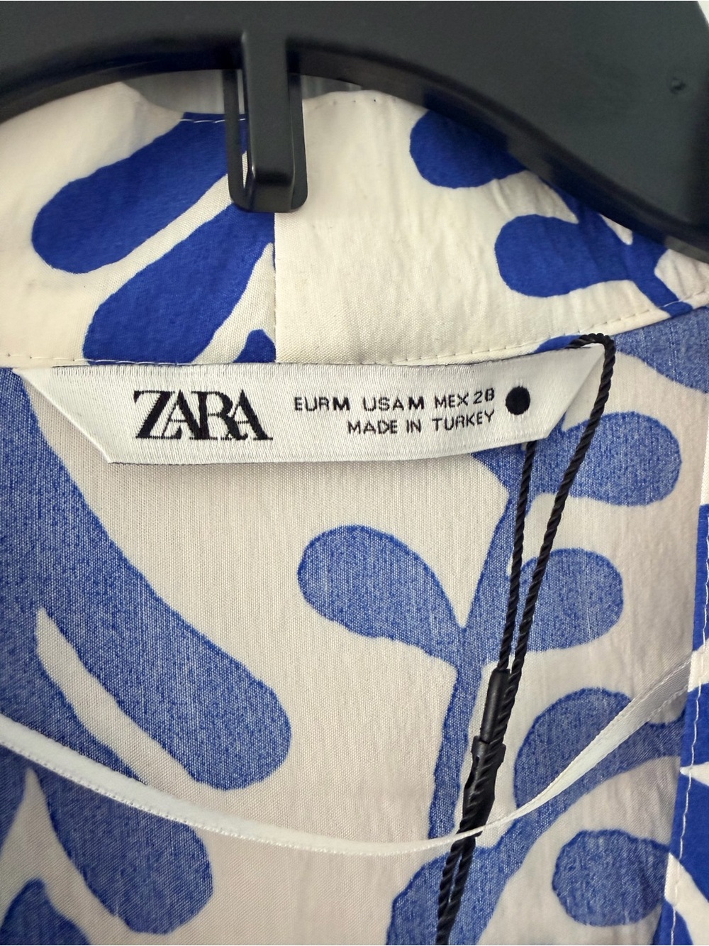Zara White Dress with Cobalt Blue Floral Print - Picture 4 of 6
